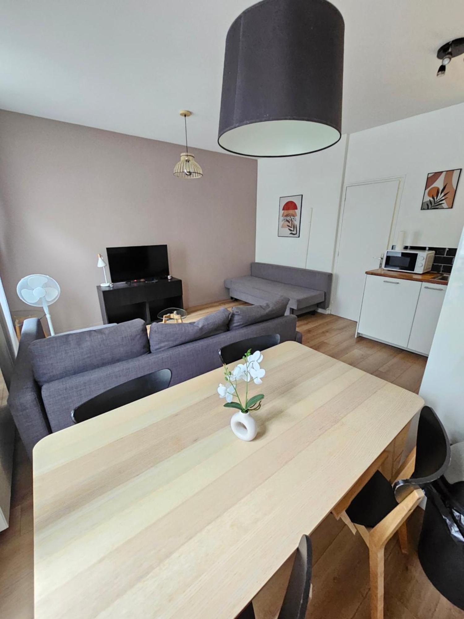 *Appartement Moderne/2 Minutes Du Metro* Saint-Ouen  Exteriör bild