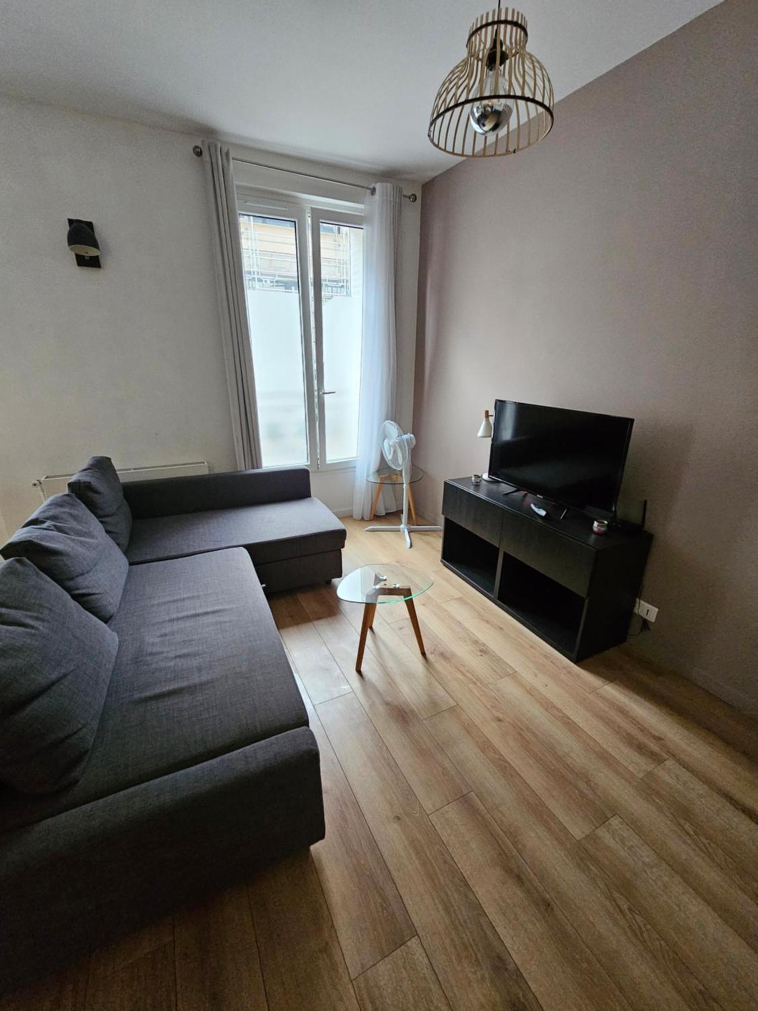 *Appartement Moderne/2 Minutes Du Metro* Saint-Ouen  Exteriör bild